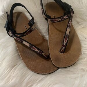 Earthrunners Chronos tribal sandals